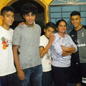 Meet your Posher, Fidel